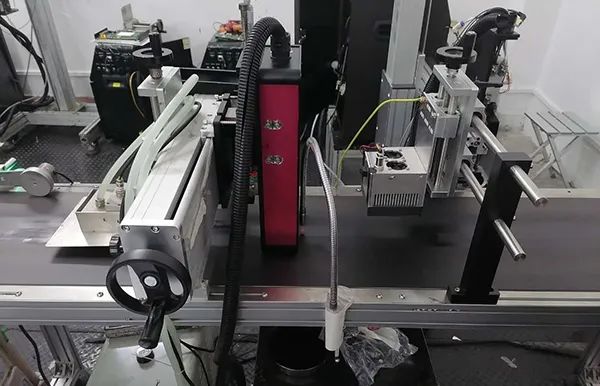 全自動噴碼機不同種類及其應用領(lǐng)域